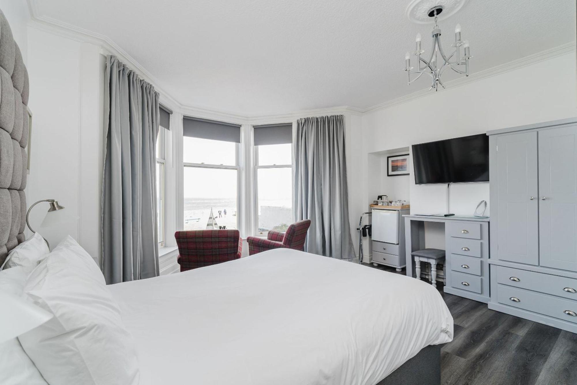 The Roxburgh Guest * Berwick Upon Tweed