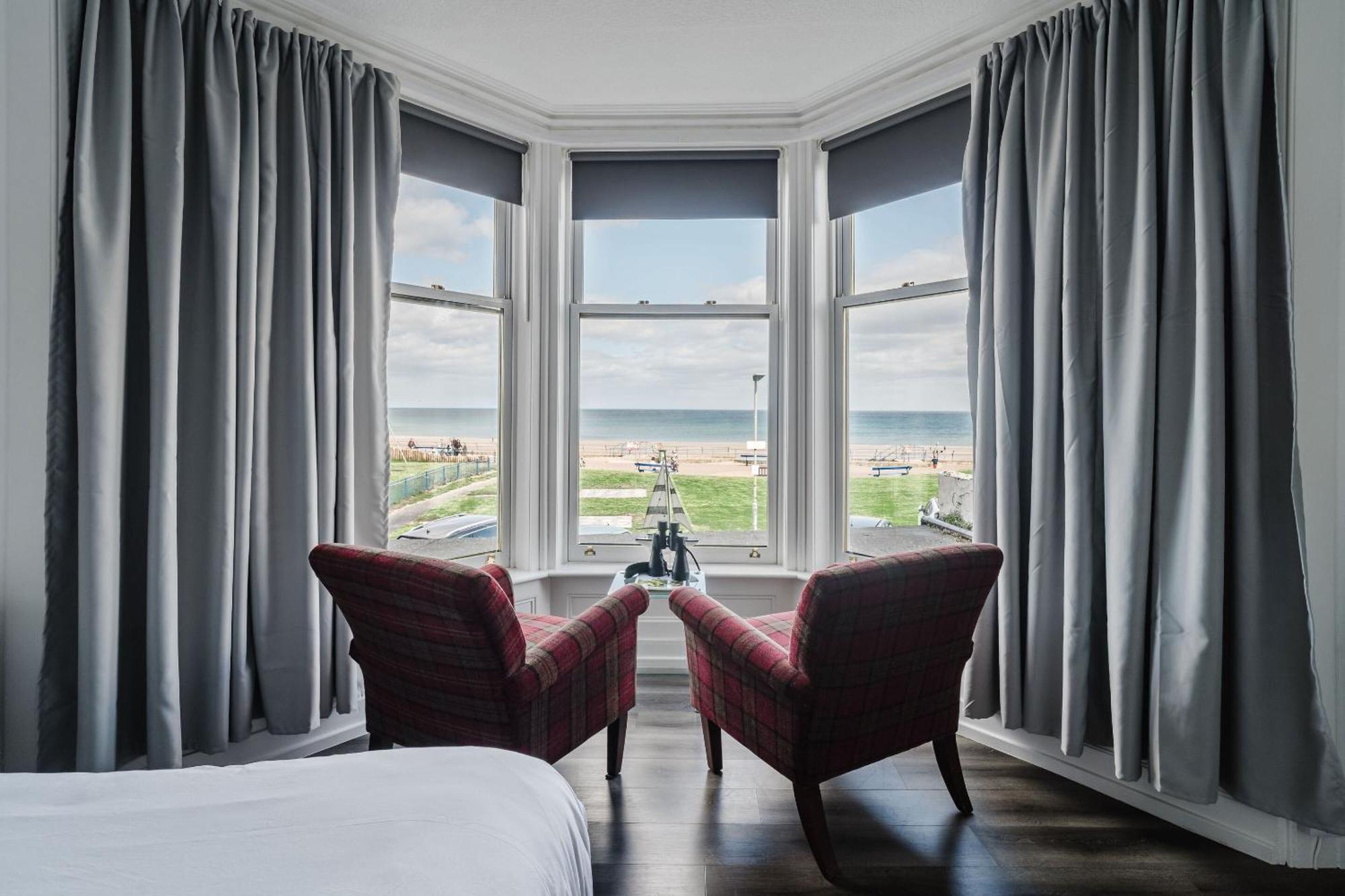The Roxburgh Guest *
