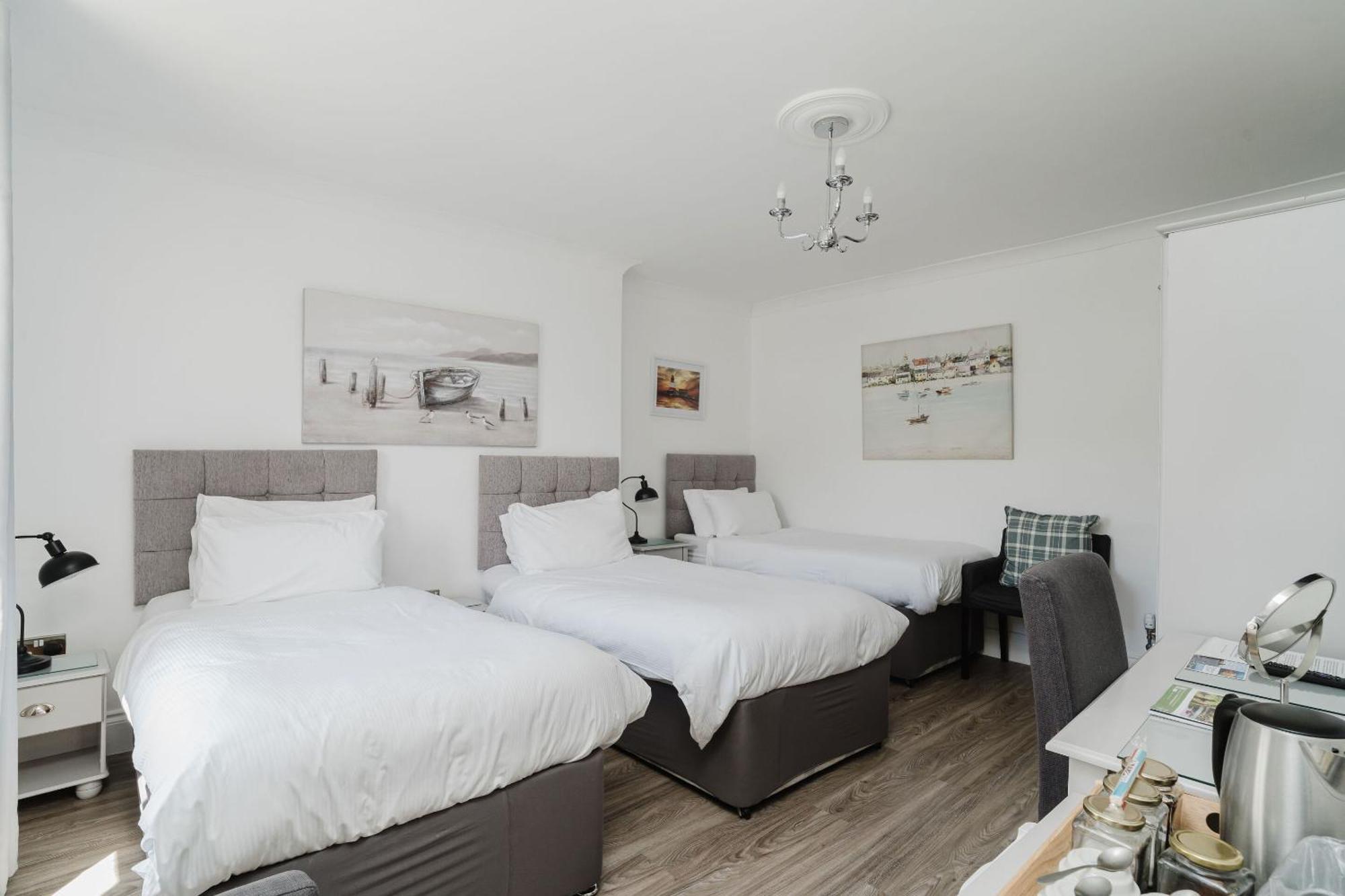 The Roxburgh Guest *